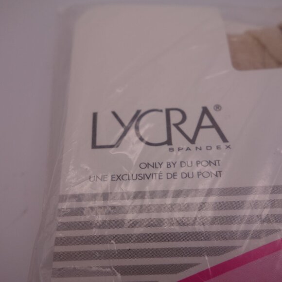 Vintage Chatelaine Style No 8890 Made in Canada Lycra Spandex Size B Pantyhose - Picture 5 of 15